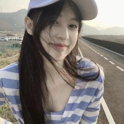 首相官邸前的人们